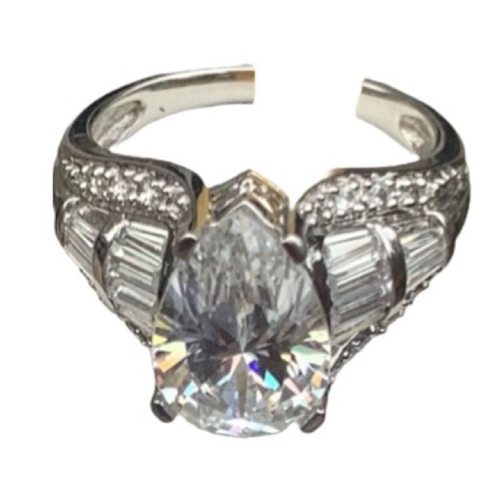 CZ  Pear Shape ,Baguette 2 1/2Ct Great quality Ring. SZ 6. SS. It